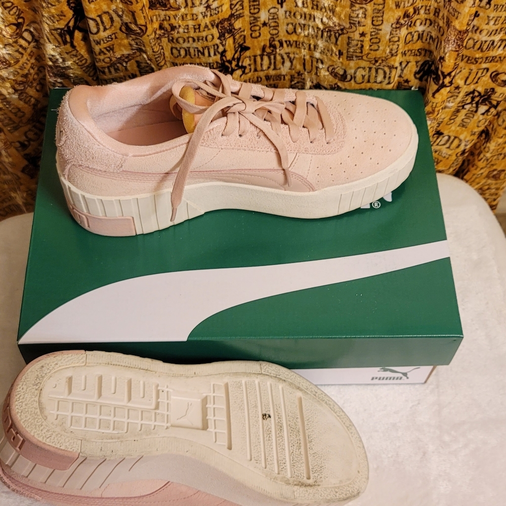 Pink Suede Puma - Picture 2 of 2